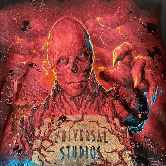 NWT Stranger Things Halloween Horror Nights 2023 Universal Studios T-Shirt M